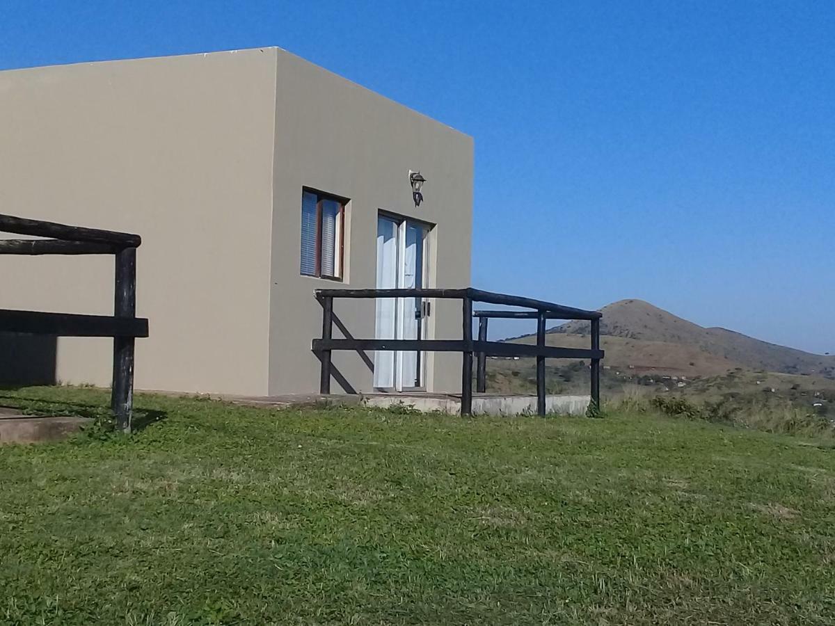 Отель Hluhluwe Gate Safari Camp Экстерьер фото