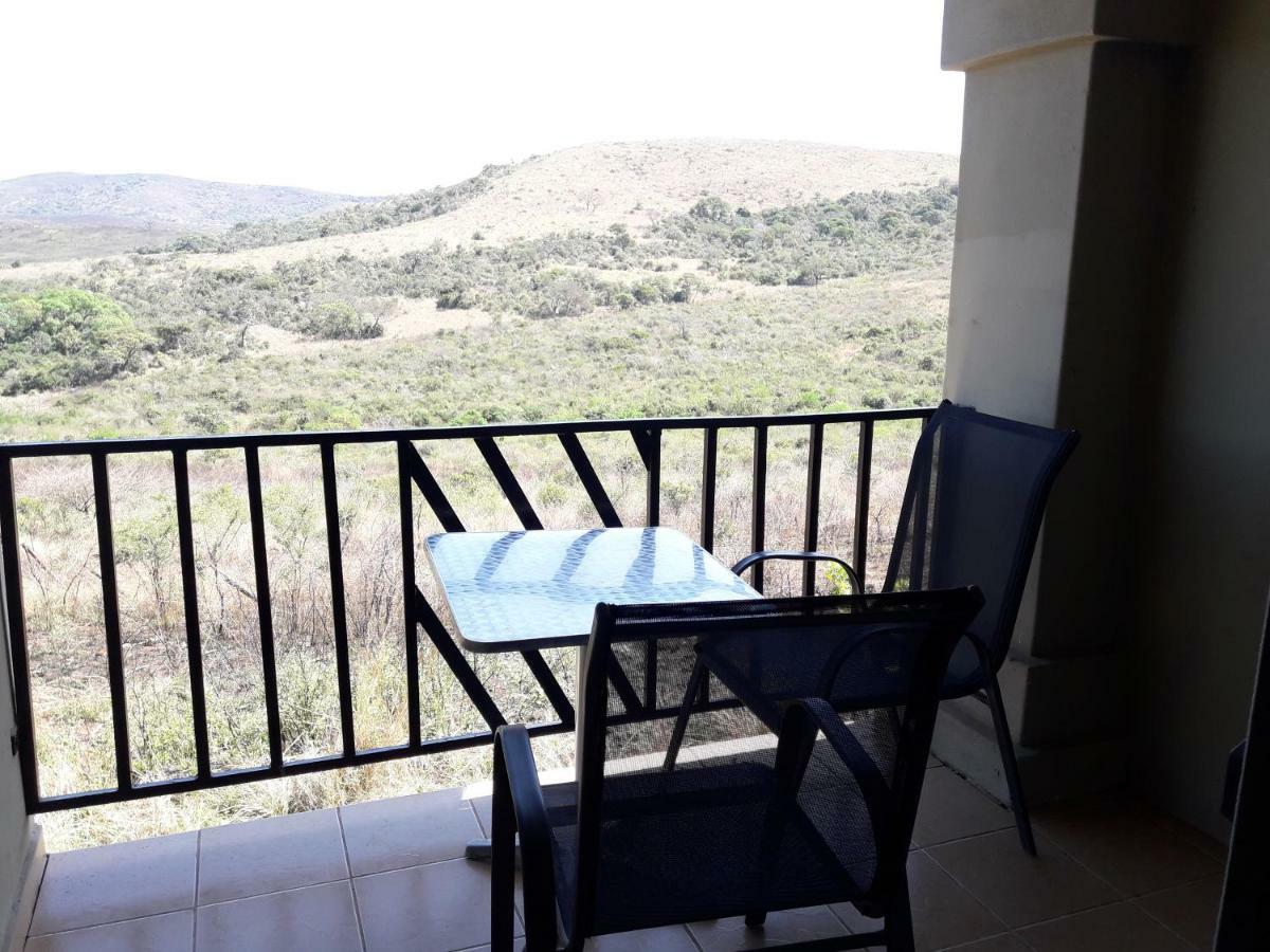 Отель Hluhluwe Gate Safari Camp Экстерьер фото